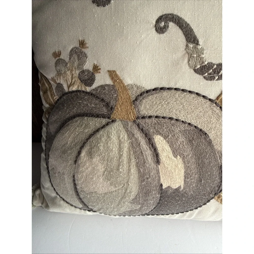 Pumpkin Thankful Pillow Embroidered Decorative Throw Pillow Fall Decor‎ 18x18